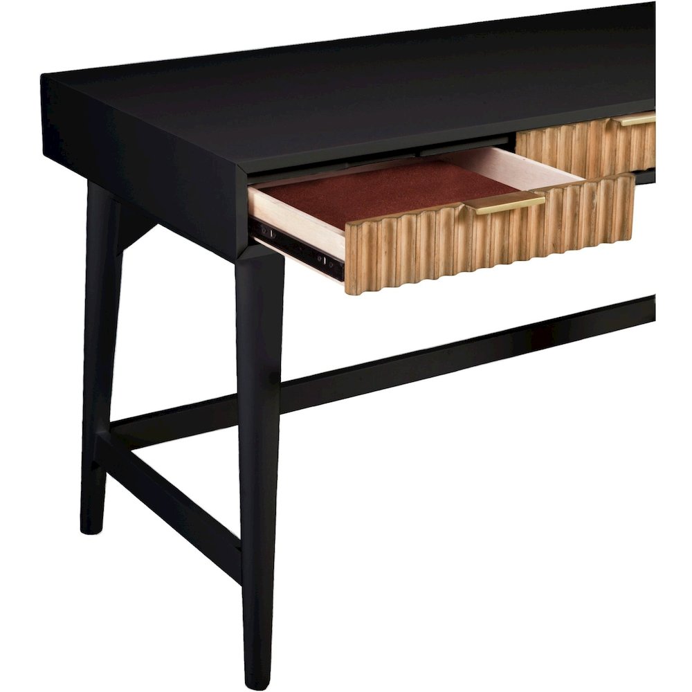 Contemporary Larsen Large Desk, White. Picture 12