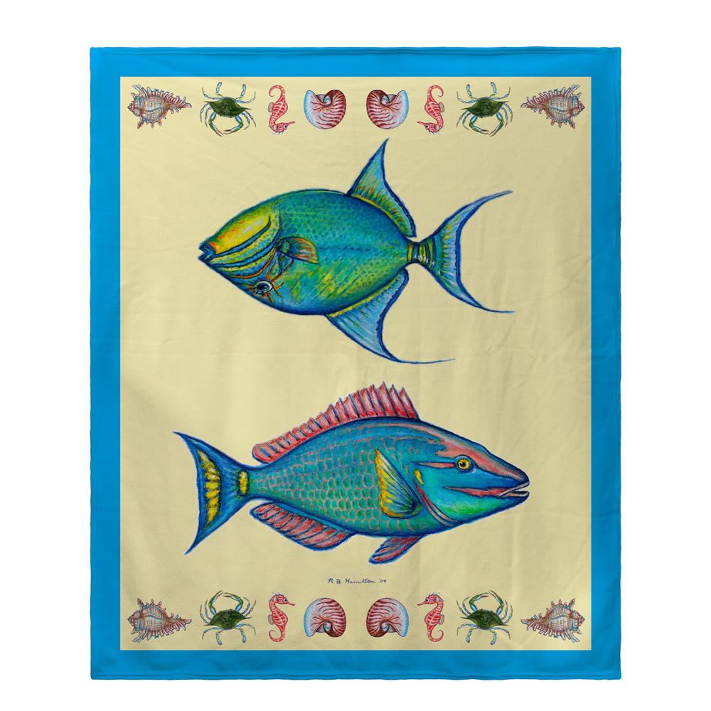 Parrot and Trigger Fish Throw. Picture 1