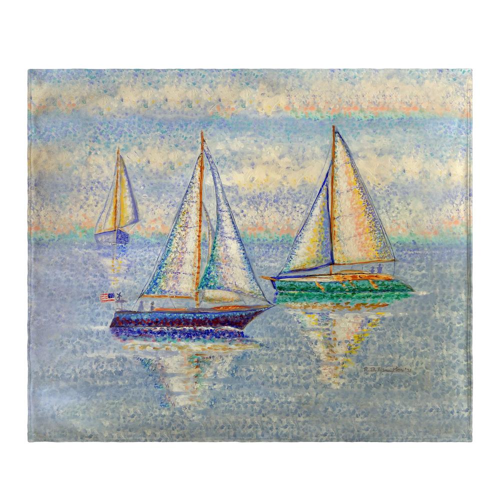 Sailing By Throw. Picture 1