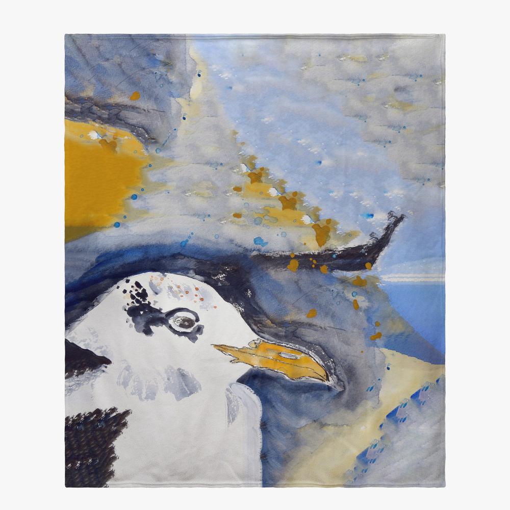 Gull Portrait Throw. Picture 1