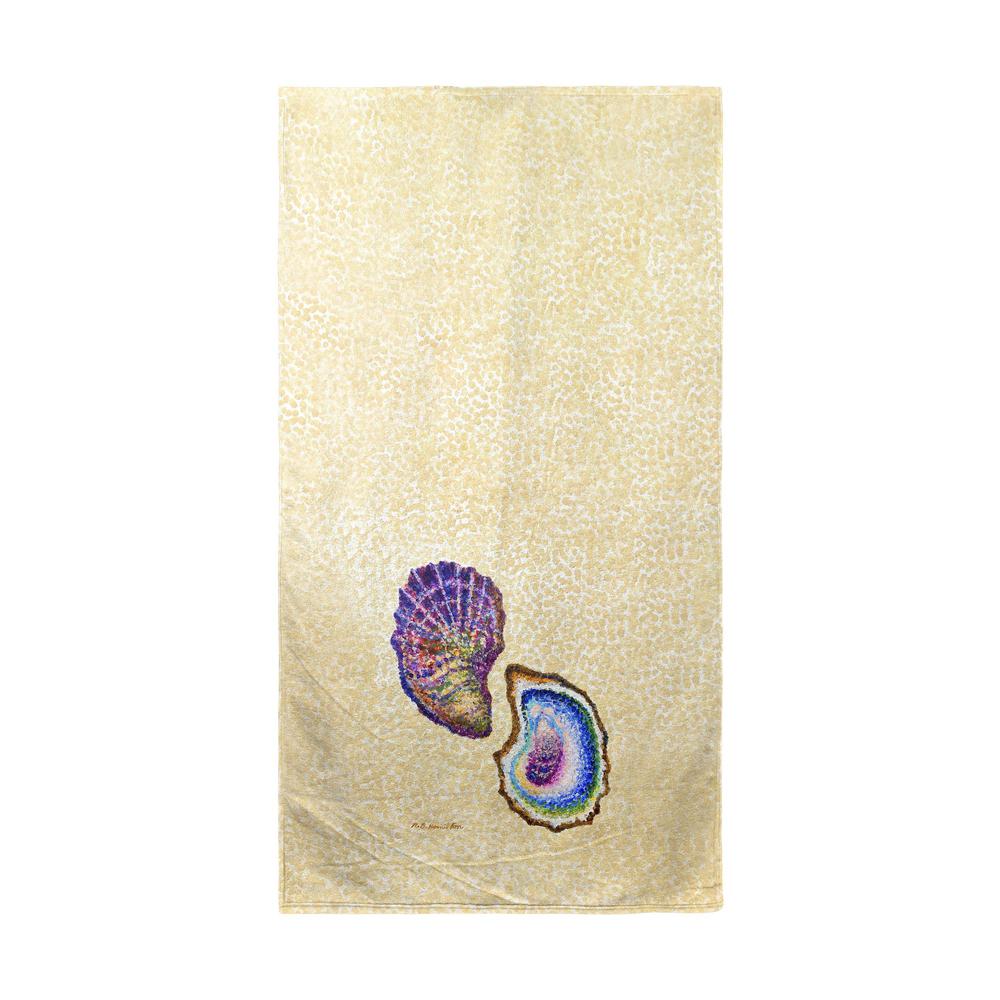 Two Oysters Beach Towel. Picture 1
