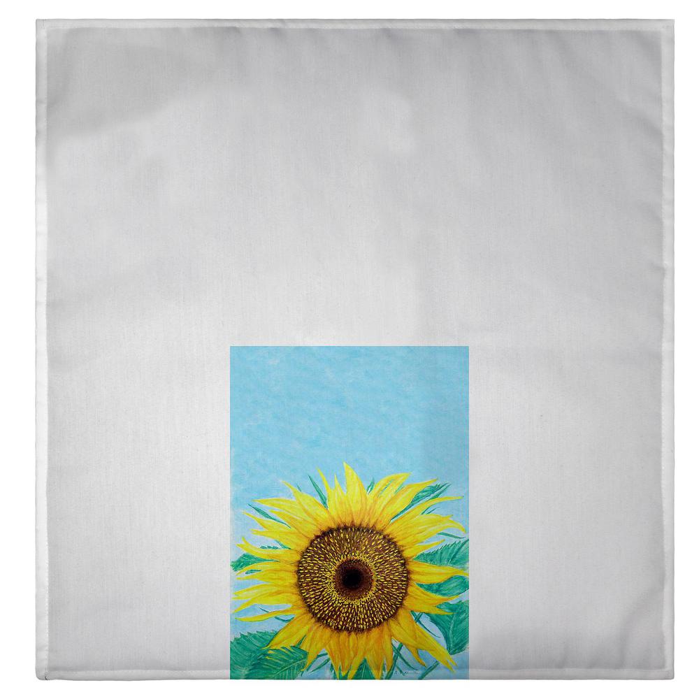 Dick's Sunflower Guest Towel. Picture 2