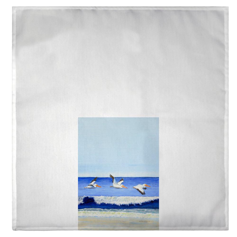 Skimming the Surf Guest Towel. Picture 2