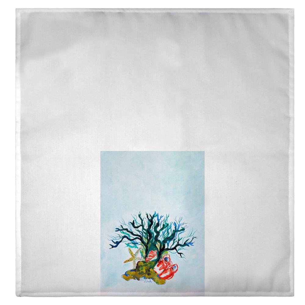 Starfish Coral Shells Guest Towel. Picture 2