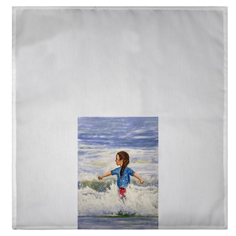 Girl in Surf Guest Towel. Picture 2