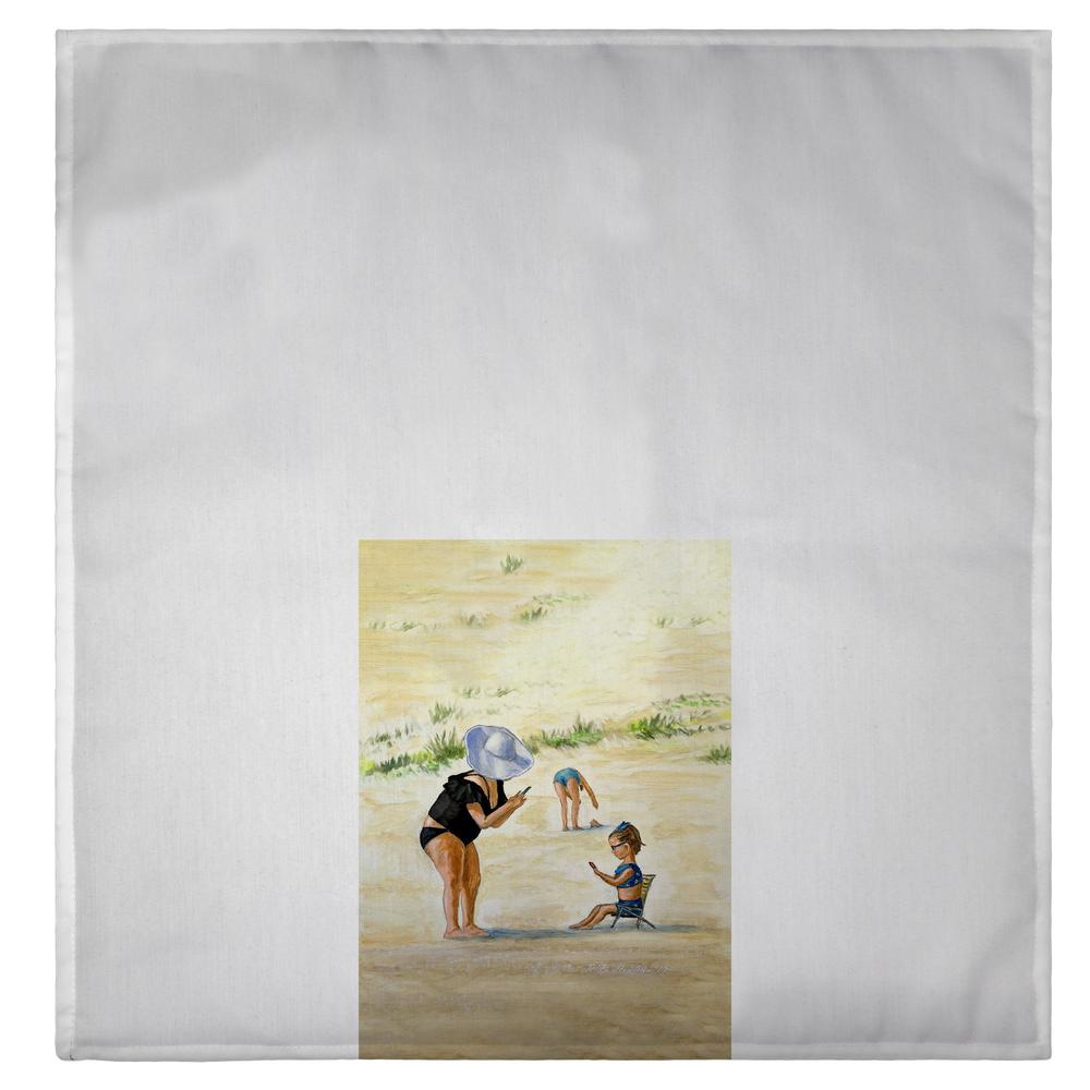 Smile for Grandma Guest Towel. Picture 2