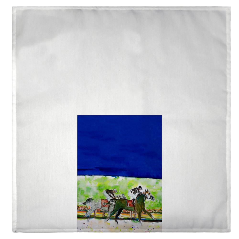 Close Race Guest Towel. Picture 2