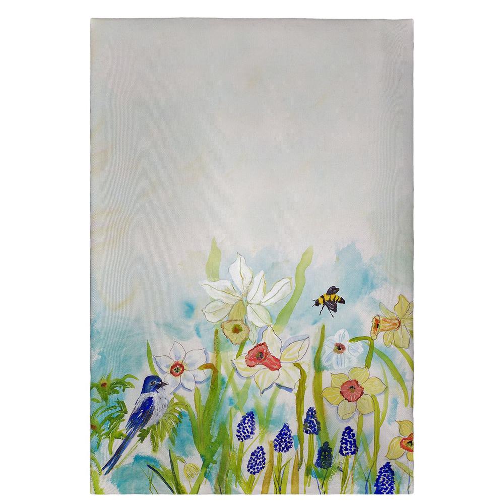 Birds and Daffodils Guest Towel. Picture 1