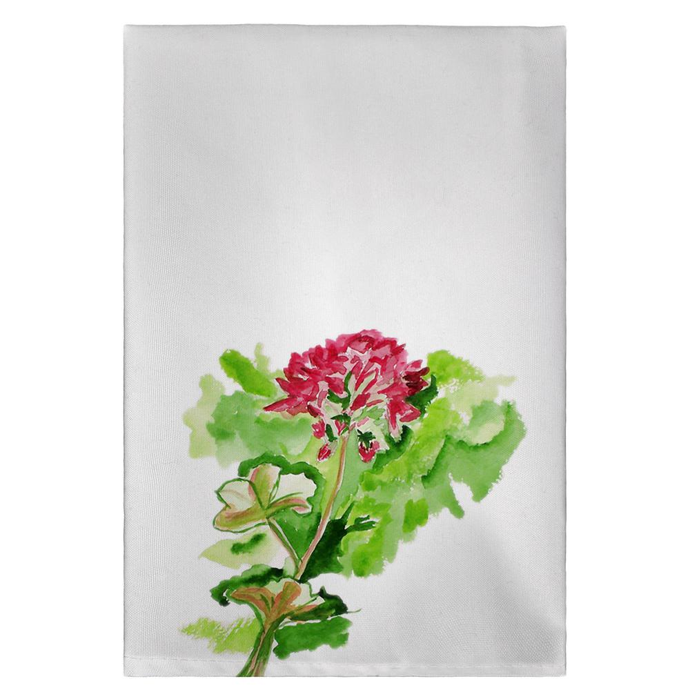 Geranium Guest Towel. Picture 1