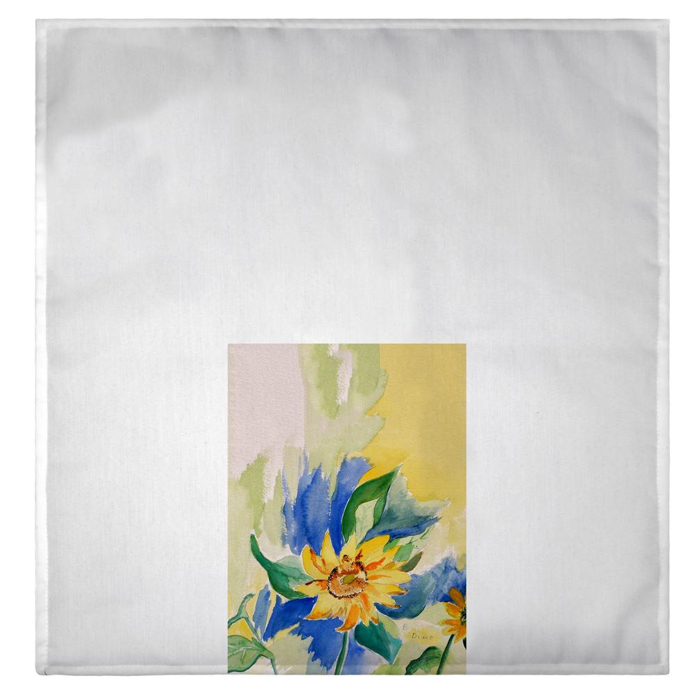 Betsy's Sunflowers Guest Towel. Picture 2