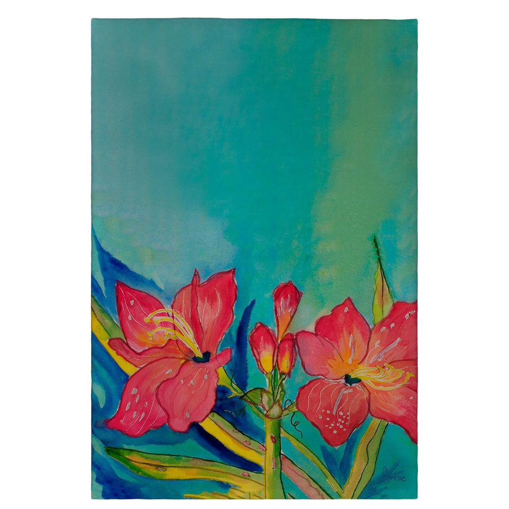 Pink Amaryllis Guest Towel. Picture 1