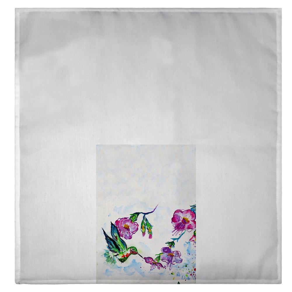 Feeding Hummingbird Guest Towel. Picture 2