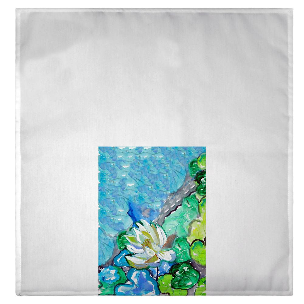 White Lily Guest Towel. Picture 2