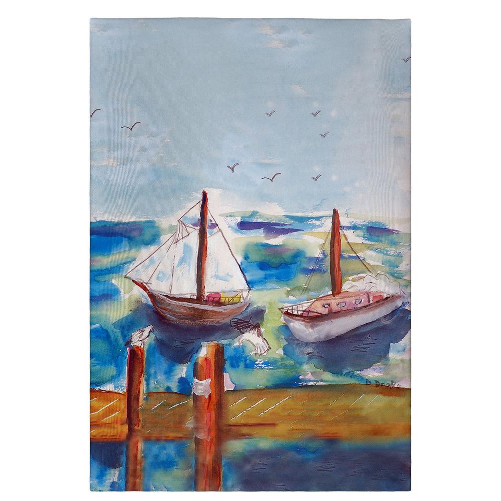 Two Sailboats Guest Towel. Picture 1