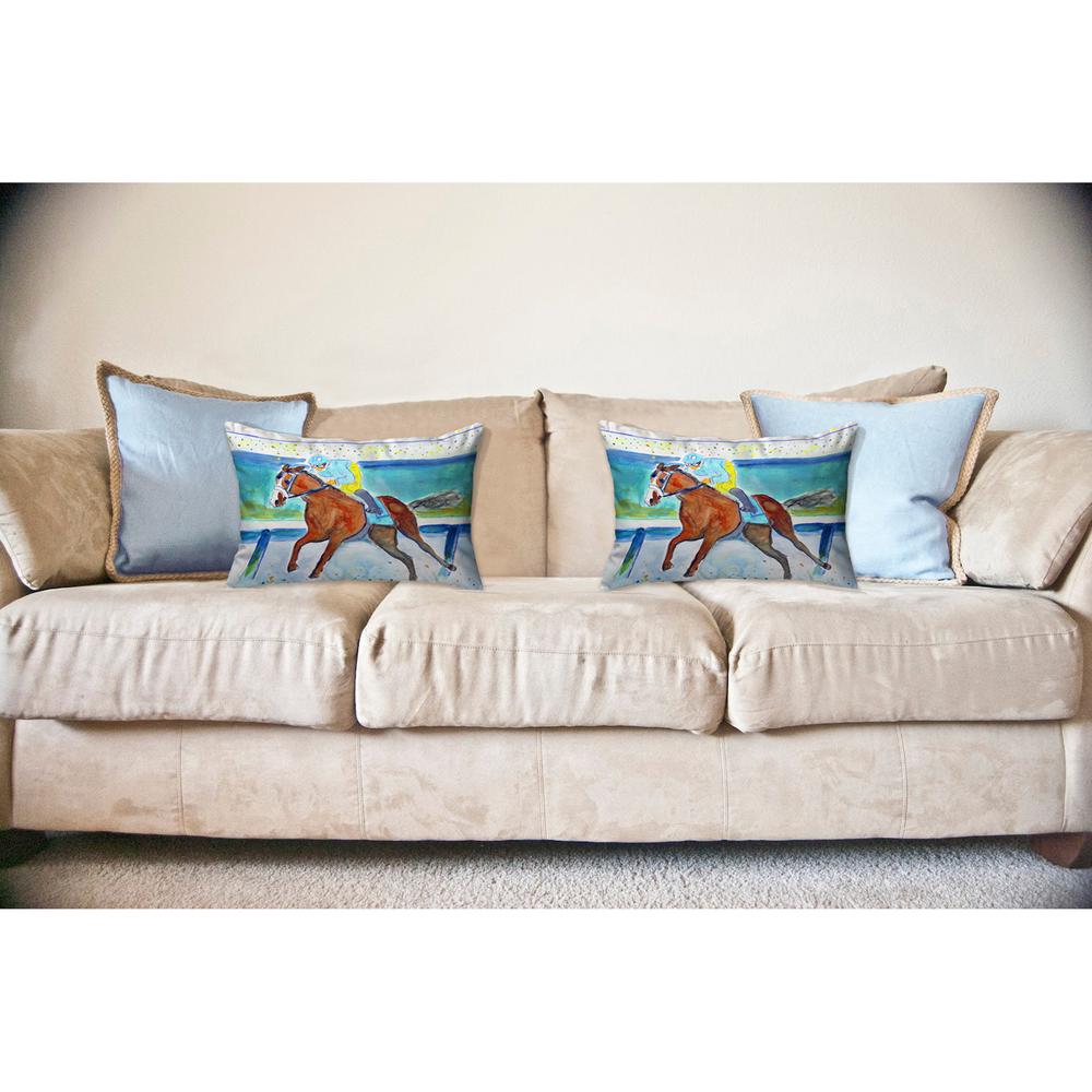 Front Runner Noncorded Indoor/Outdoor Pillow 16x20. Picture 2