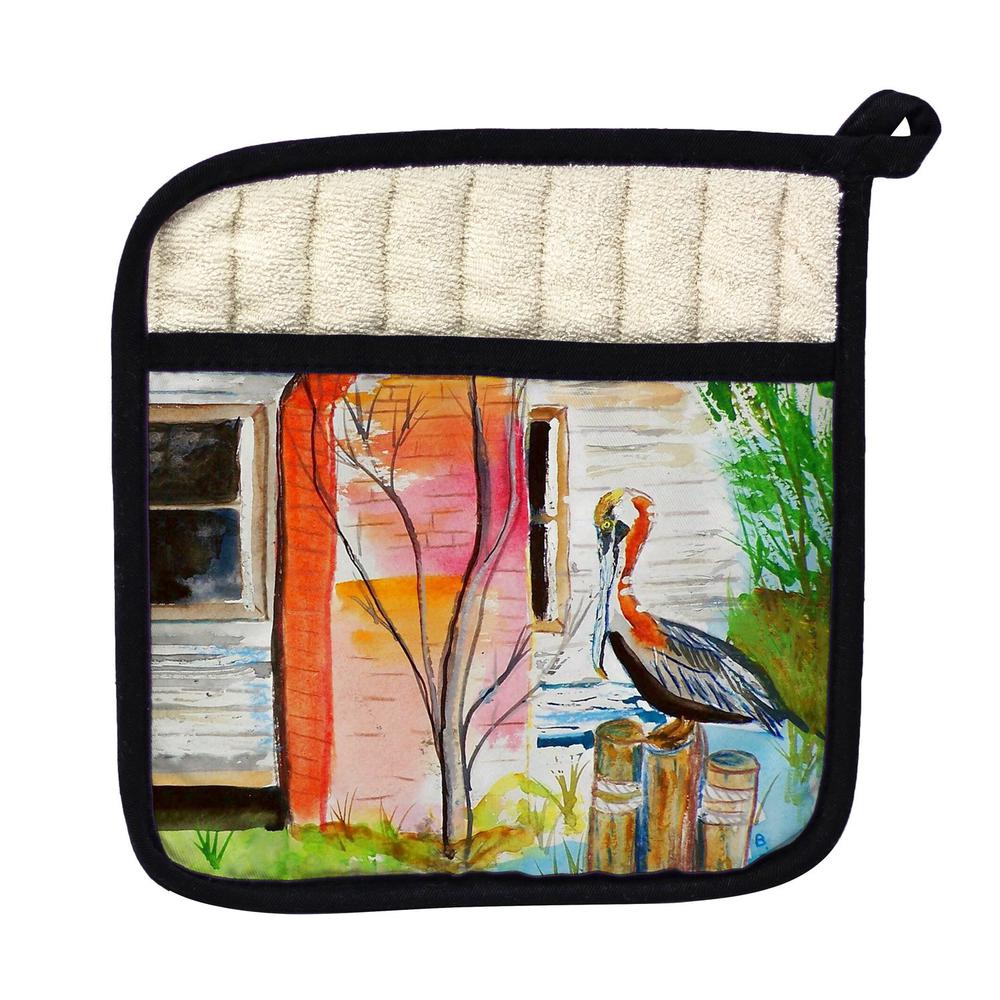 Betsy's Pelican Pot Holder. Picture 1