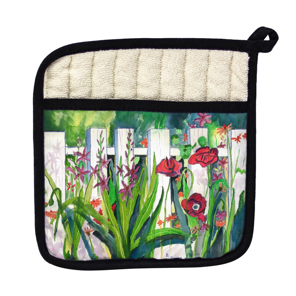 Fence and Flowers Pot Holder. Picture 1