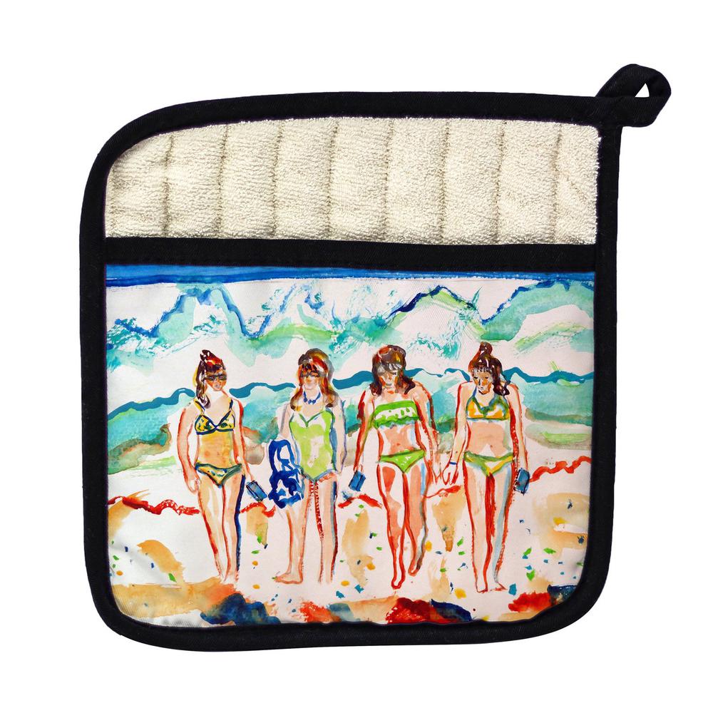 Girls Walking Pot Holder. Picture 1