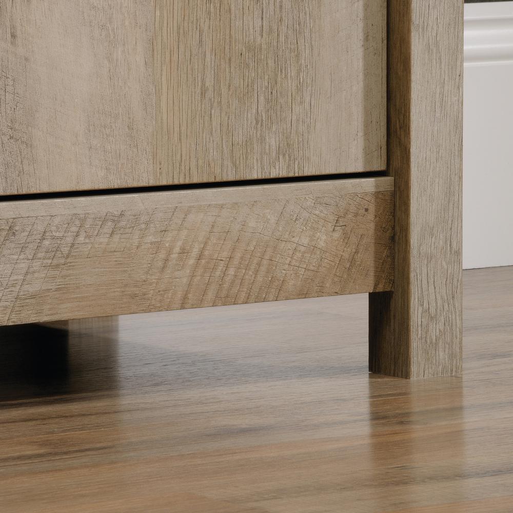 Cannery Bridge Library, Lintel Oak finish. Picture 6