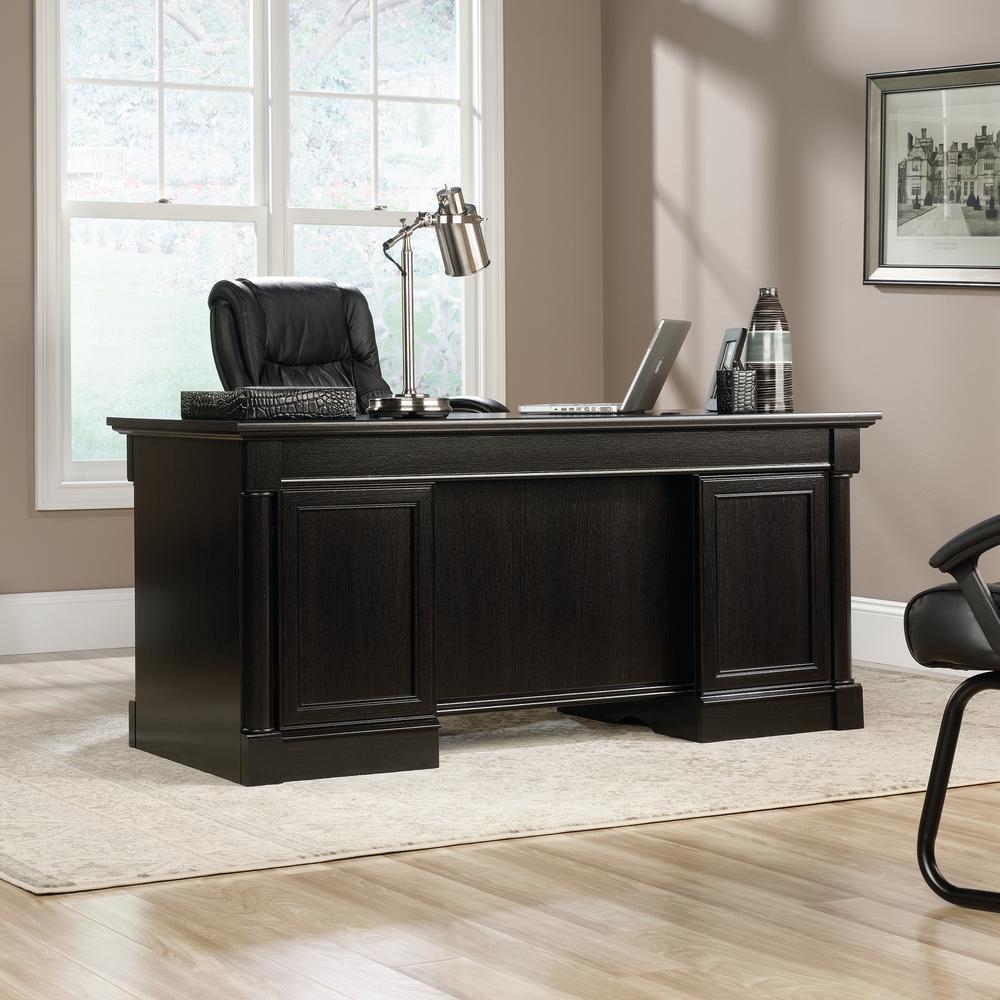 Palladia Executive Desk Woa. Picture 13