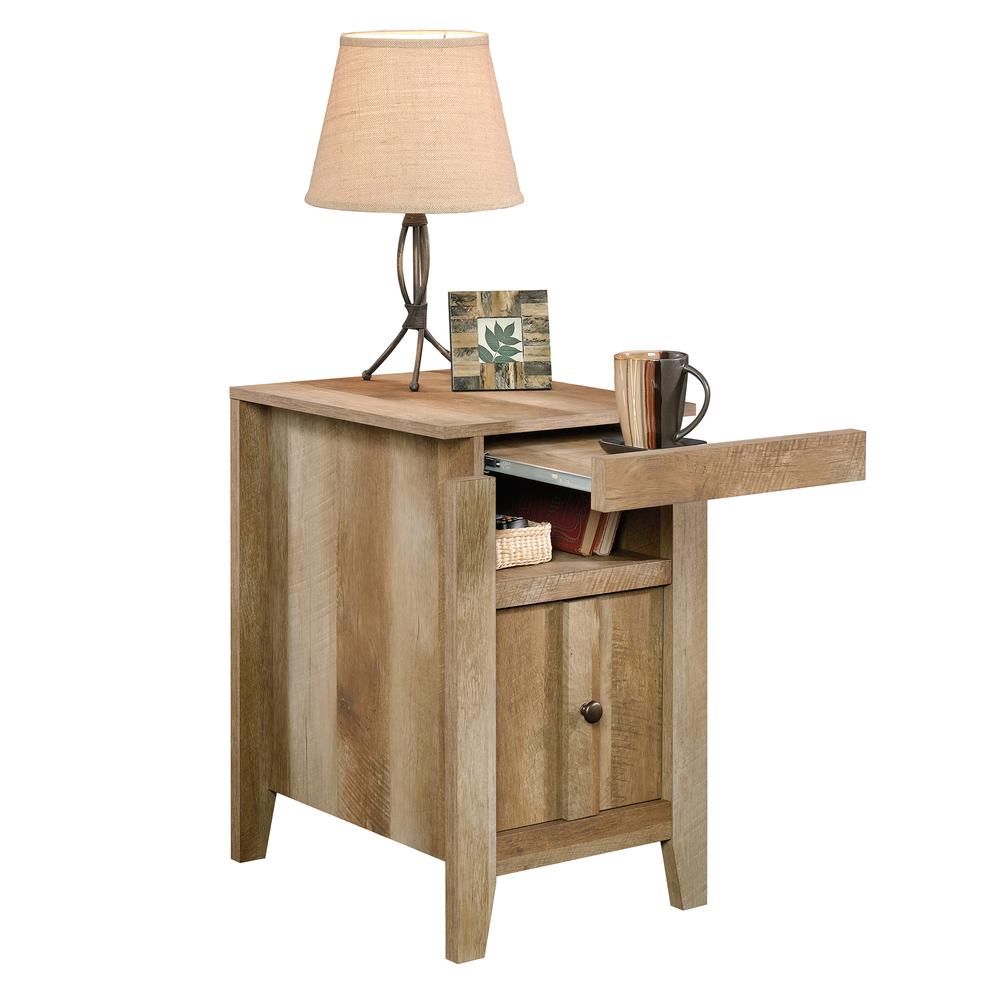 Dakota Pass End Table, Craftsman Oak finish. Picture 13