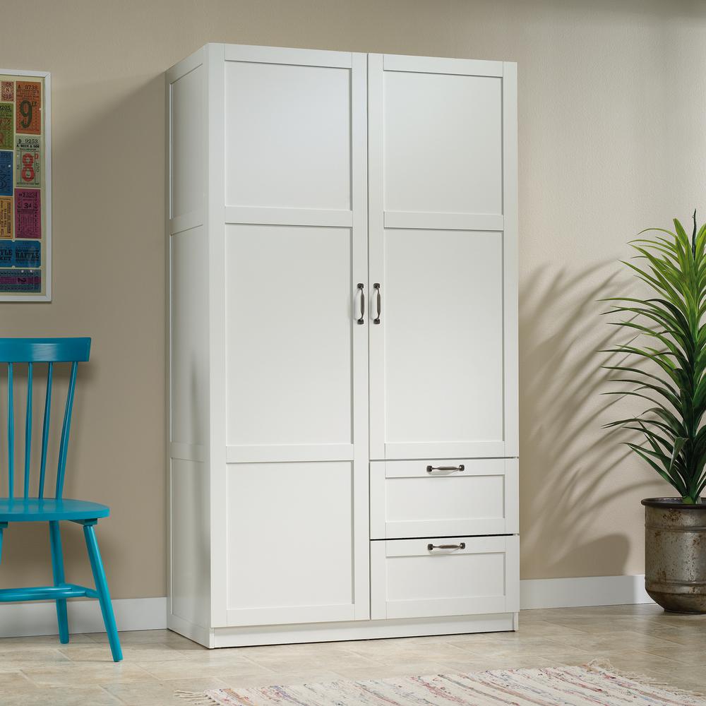 Stoage Cabinet. Picture 5