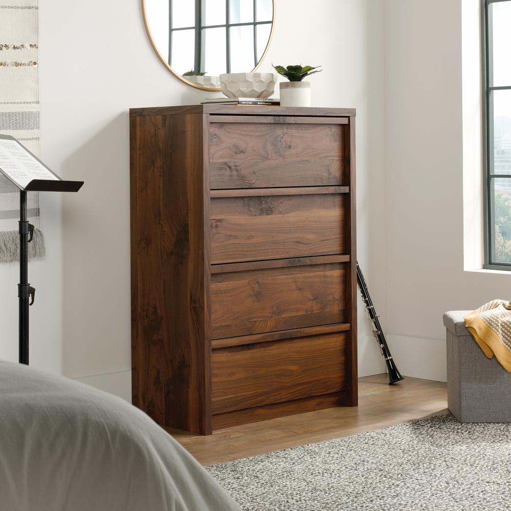 Harvey Park 4-Drawer Chest Gw. Picture 3