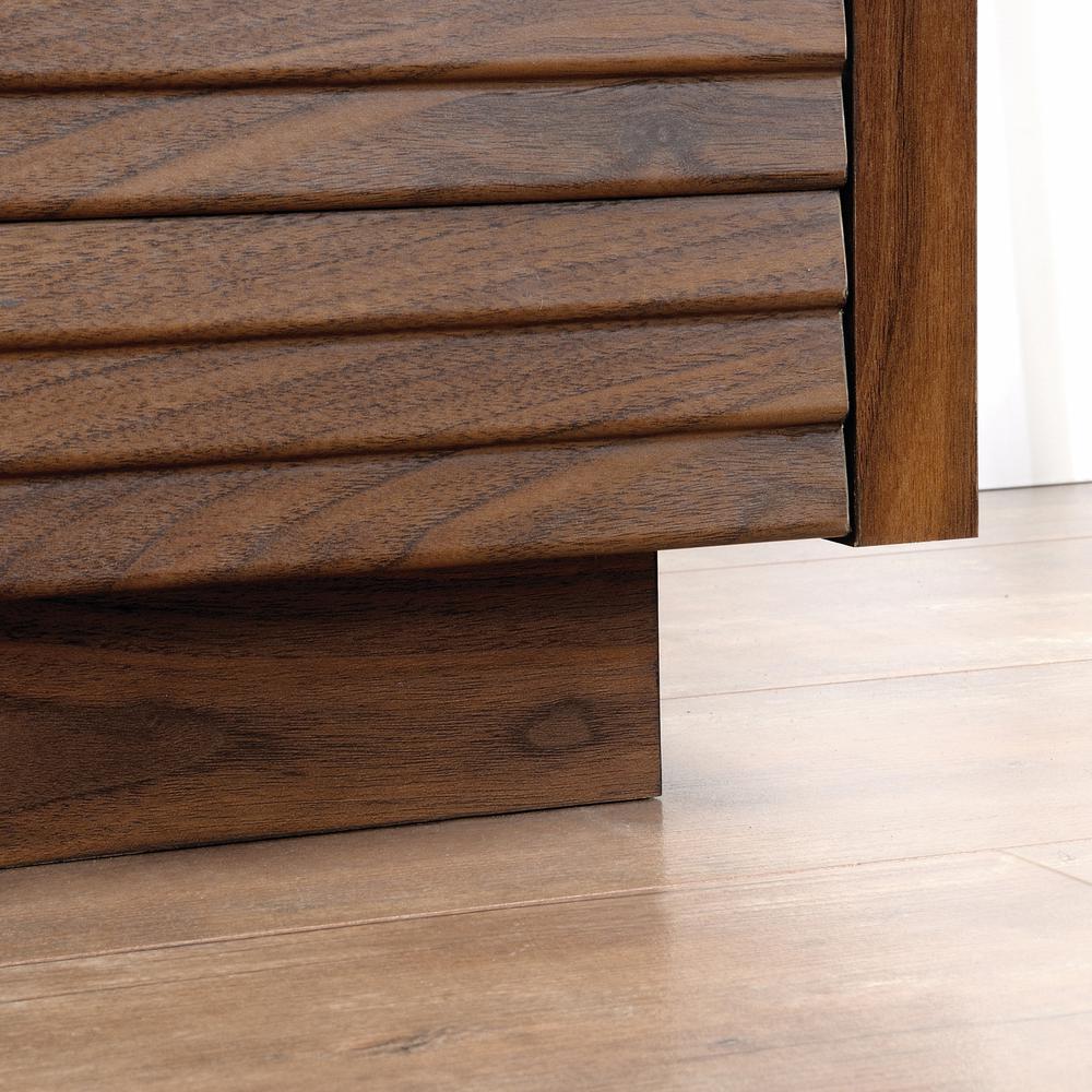 Harvey Park Credenza, For TVs up to 70", Grand Walnut finish. Picture 9