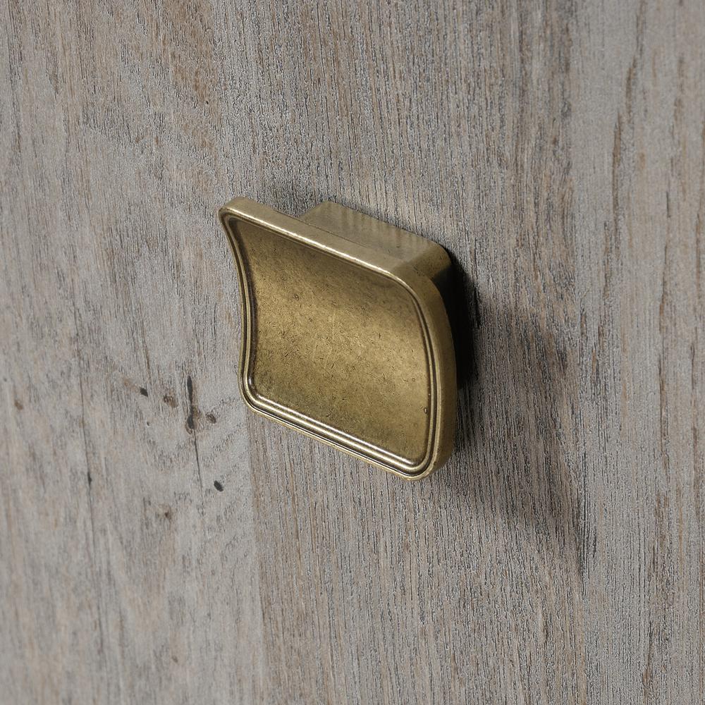 Cannery Bridge Library, Mystic Oak finish. Picture 12