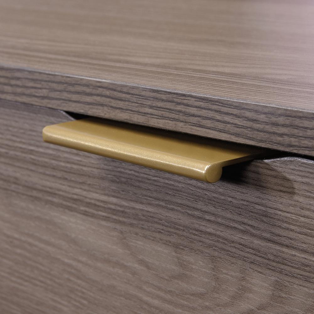 International Lux L-Desk. Picture 5