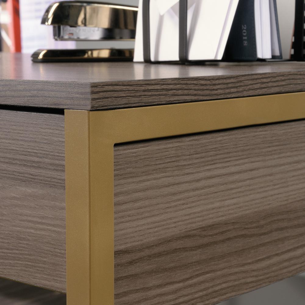 International Lux L-Desk. Picture 7
