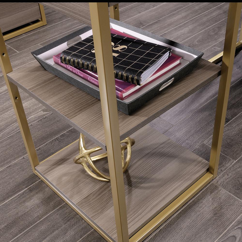 International Lux L-Desk. Picture 9
