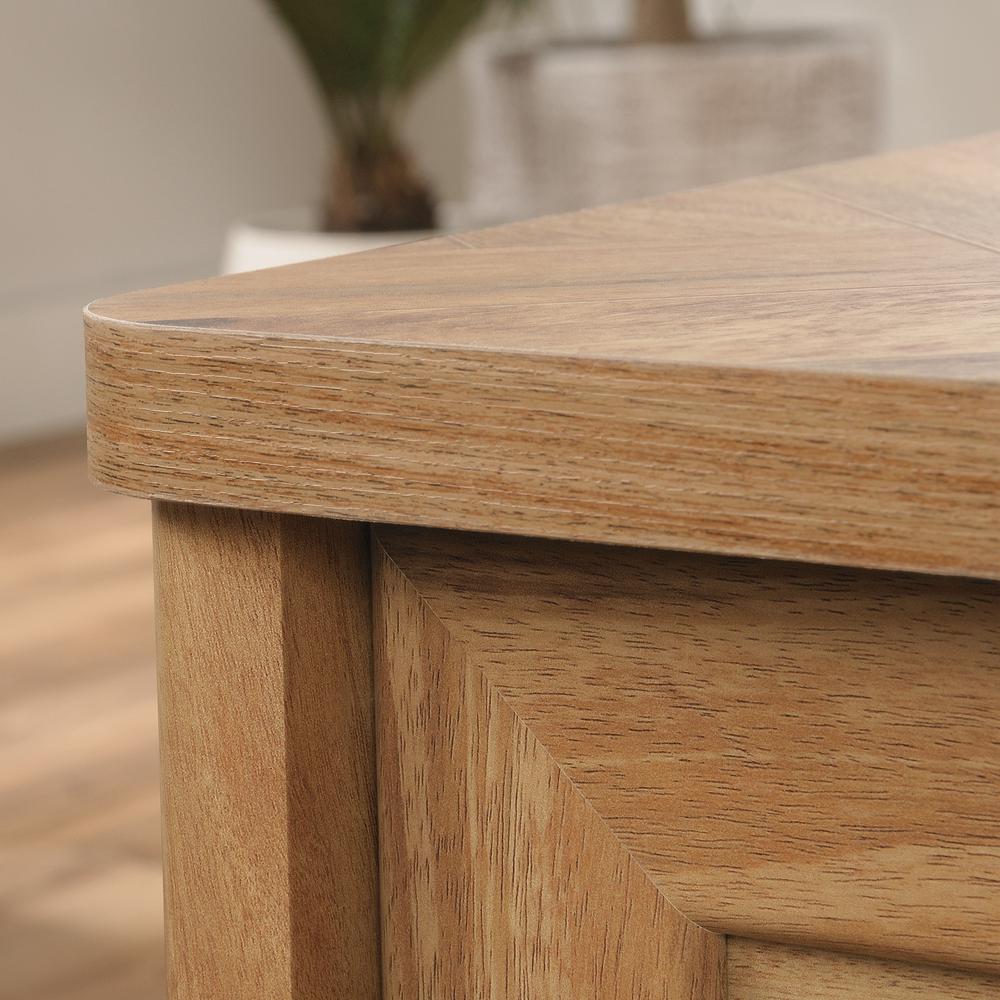Coral Cape Coffee Table Sma. Picture 7