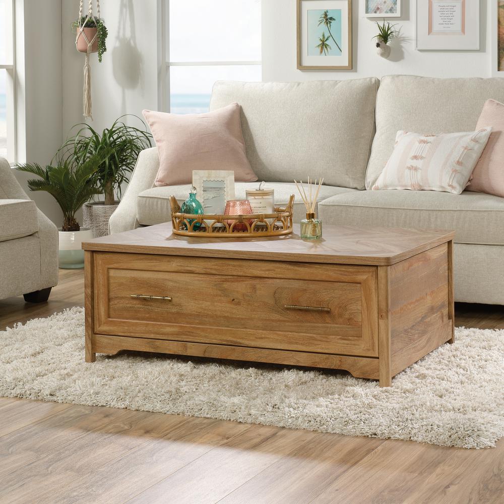 Coral Cape Coffee Table Sma. Picture 5