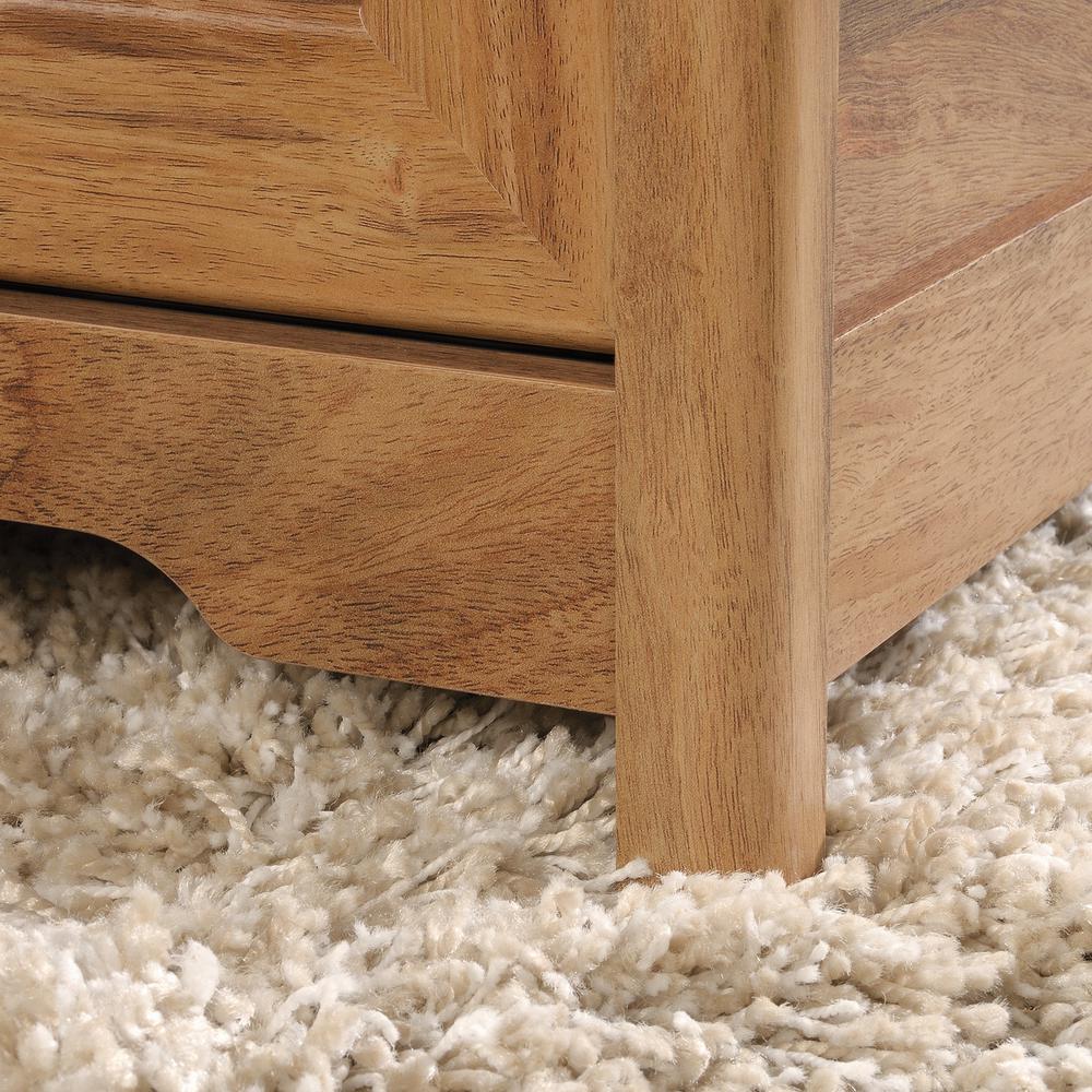 Coral Cape Coffee Table Sma. Picture 13