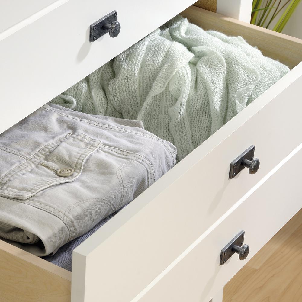 Cottage Road Dresser, Soft White finish. Picture 9