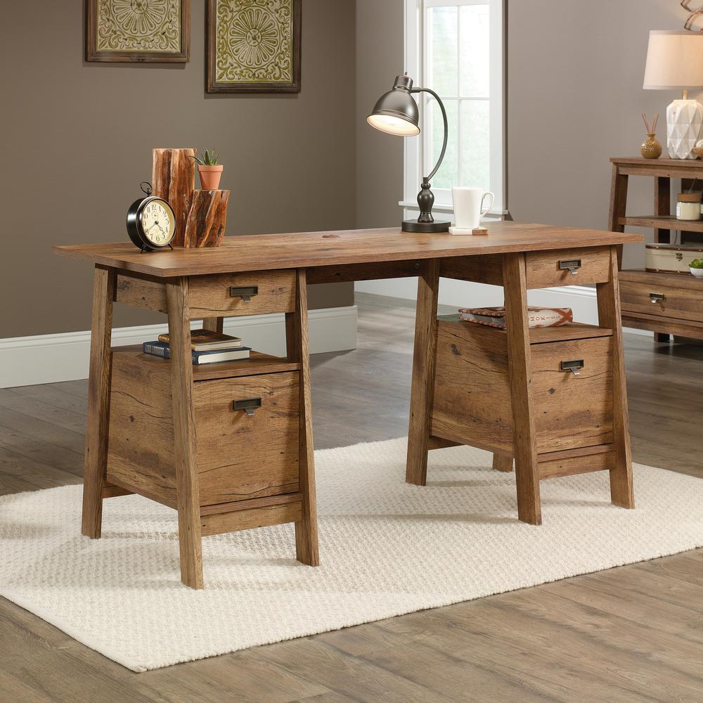 Trestle Executive Trestle Desk. Picture 3