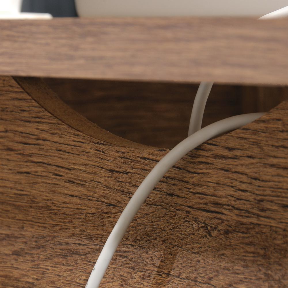 Trestle Executive Trestle Desk. Picture 12