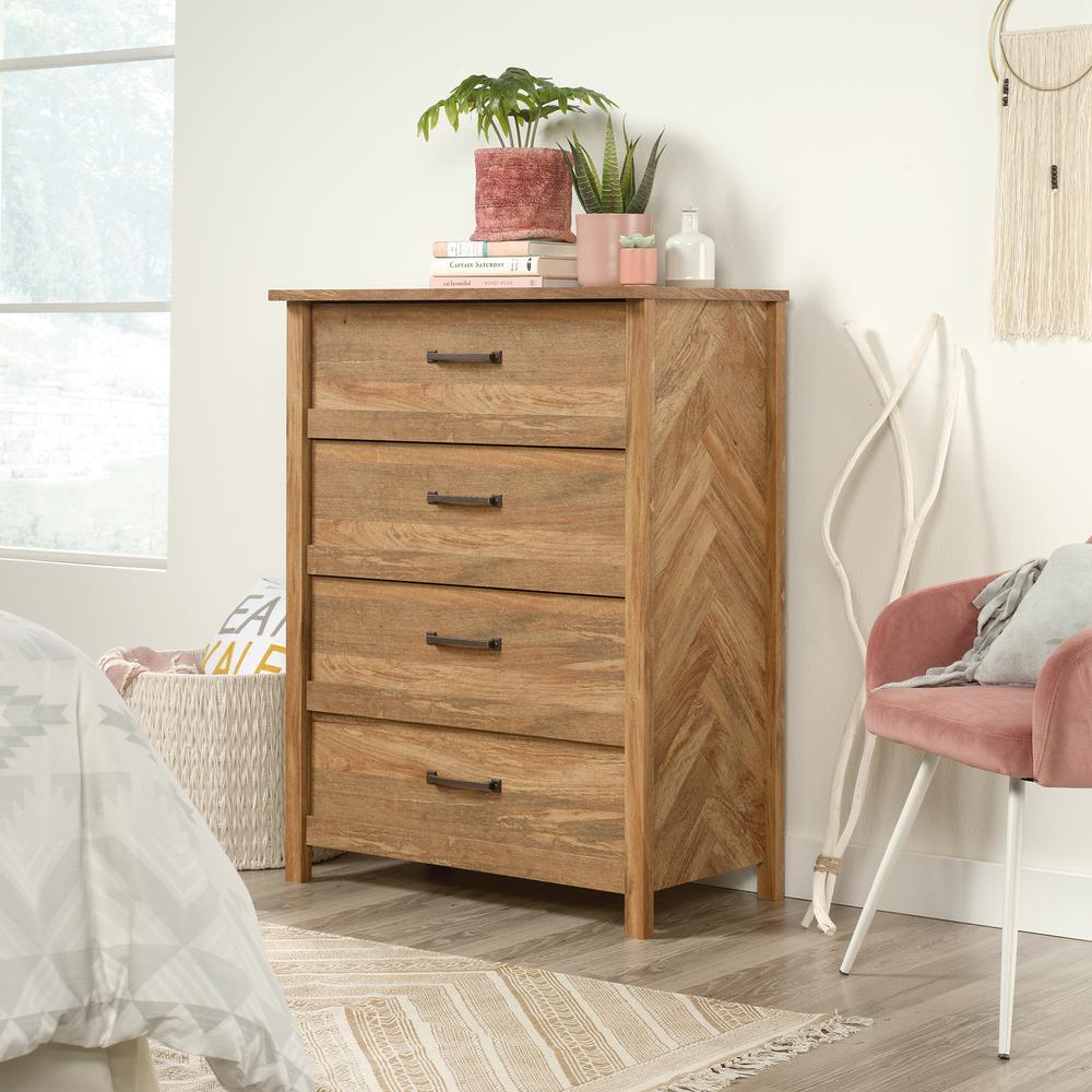 Cannery Bridge 4-Drawer Chest Sma. Picture 3
