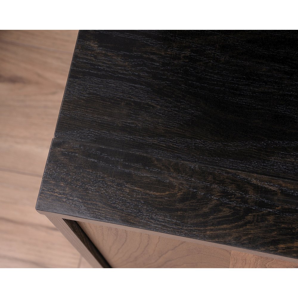 Canton Lane Credenza. Picture 6