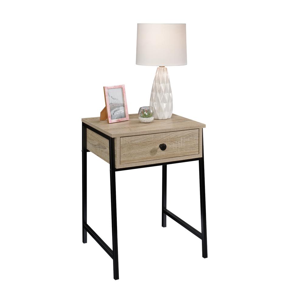 North Avenue Night Stand 3A. Picture 2