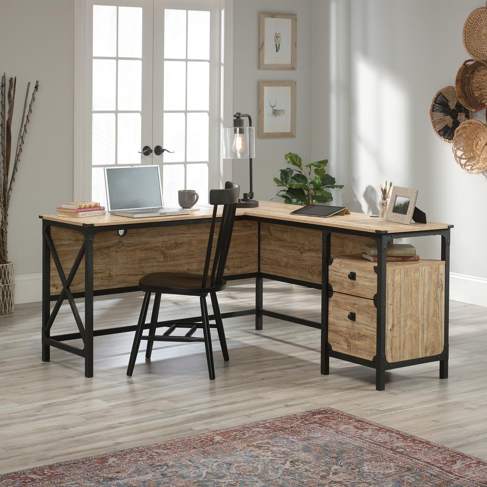 Steel River L-Desk. Picture 4