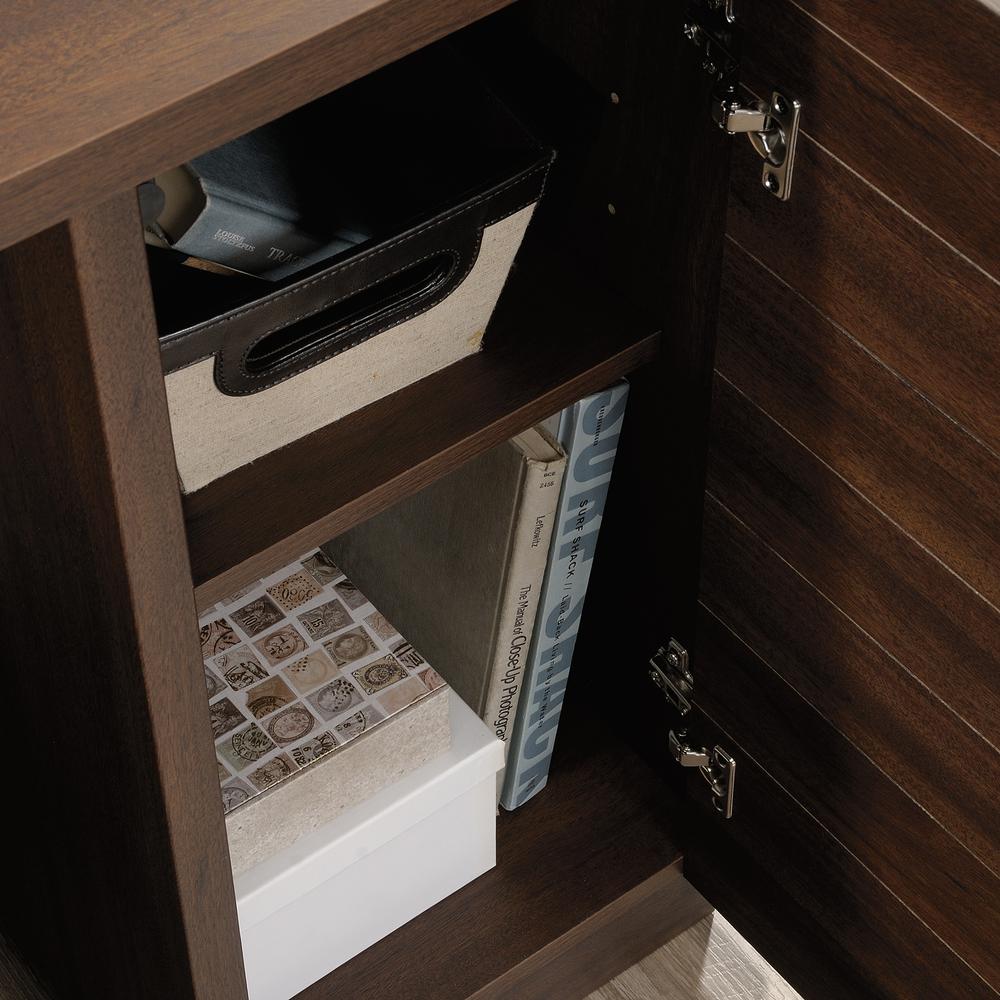 Englewood L-Desk Spiced Mahogany. Picture 9