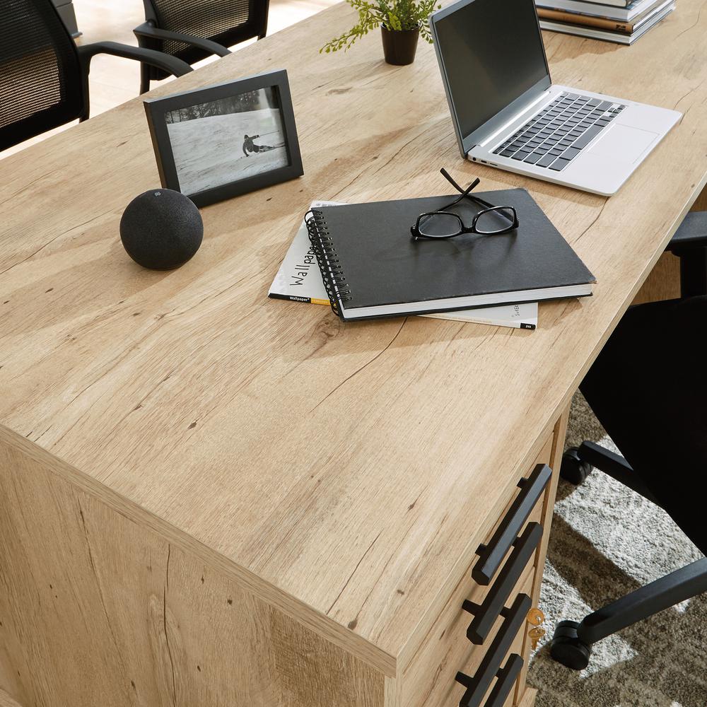 Mason Peak 72"dou Ped Exe Dsk Prime Oak. Picture 8