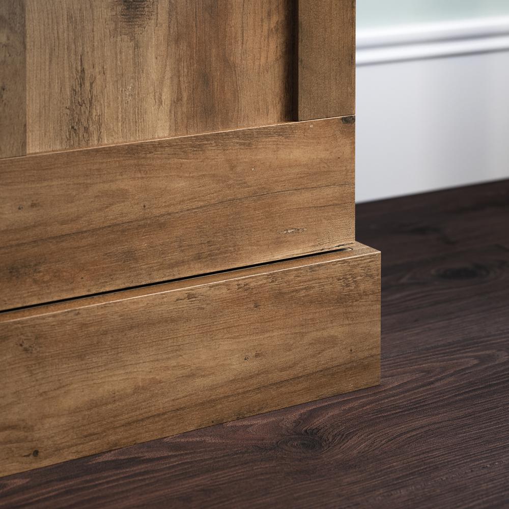 Double Deep Storage Cabinet. Picture 9