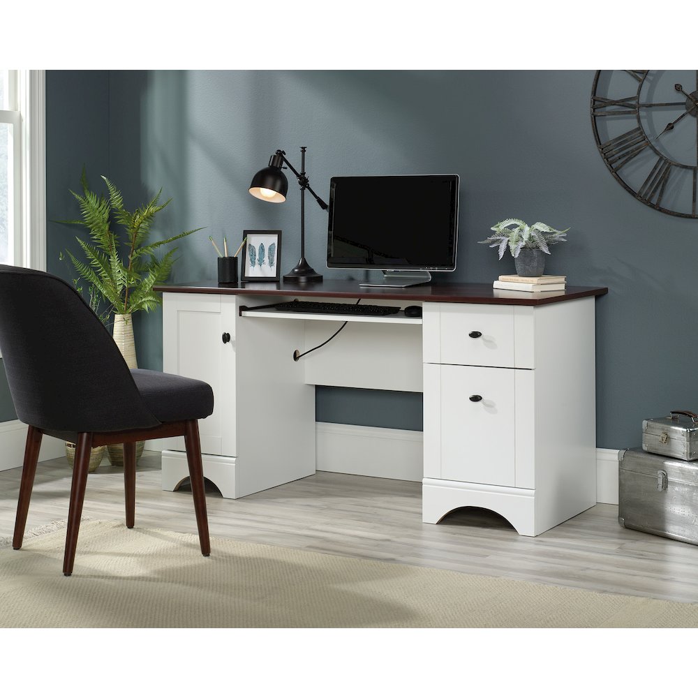 Miscellaneous Office Computer Desk, Soft White finish. Picture 2