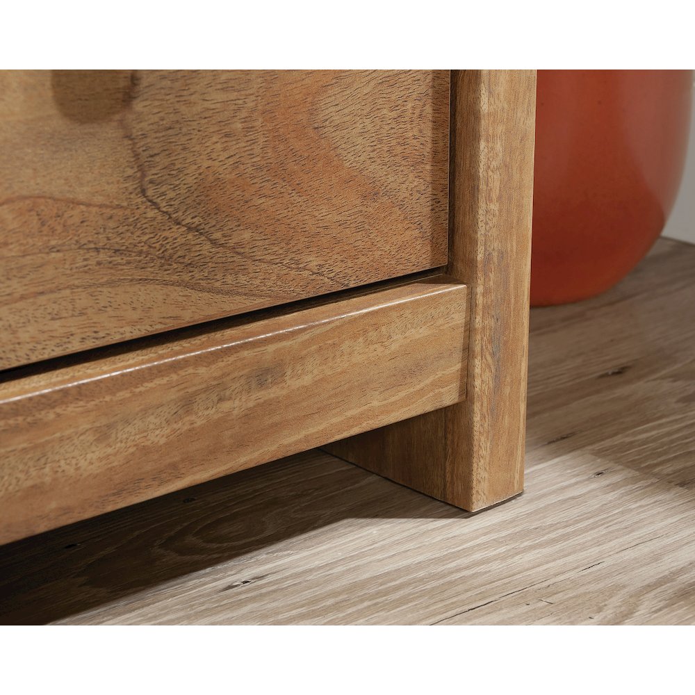 River Ranch Chest, Sindoori Mango finish. Picture 7