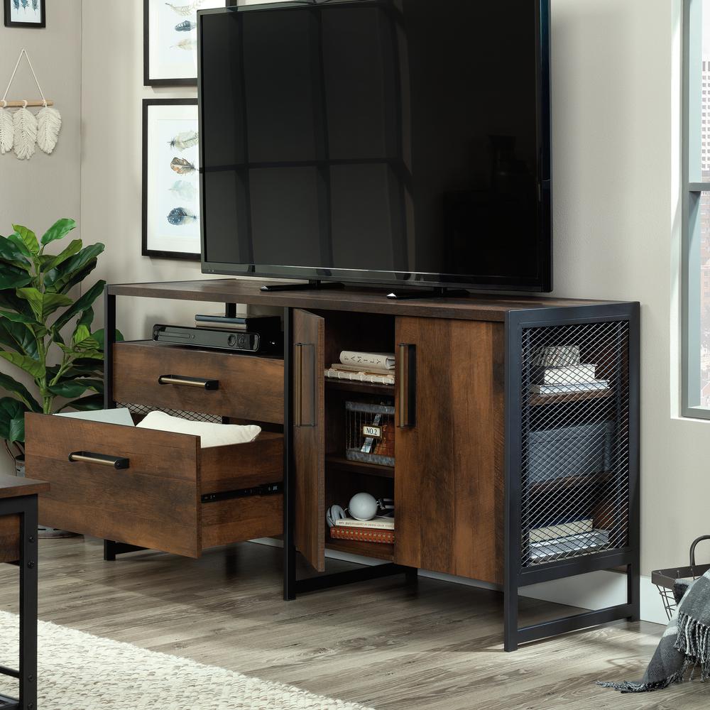 Briarbrook Credenza Bo. Picture 11
