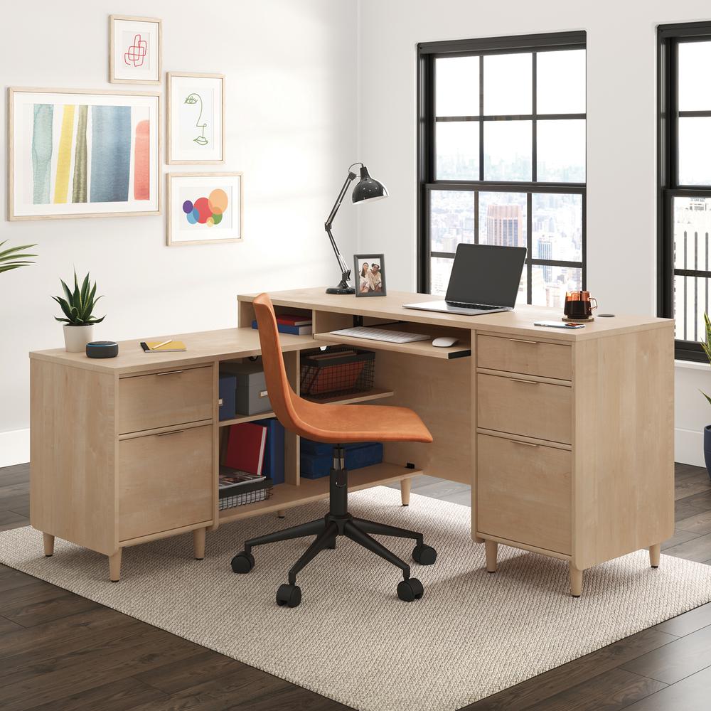 CLIFFORD PLACE L-SHAPED DESK NM A2. Picture 5