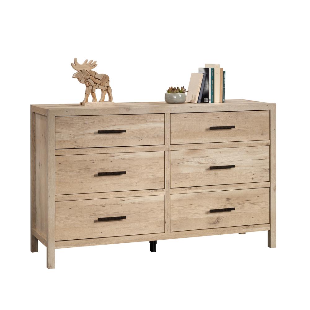 Pacific View Dresser, Prime Oak finish. Picture 1